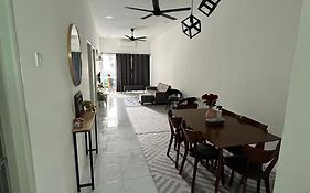 Zh Homestay Teluk Batik